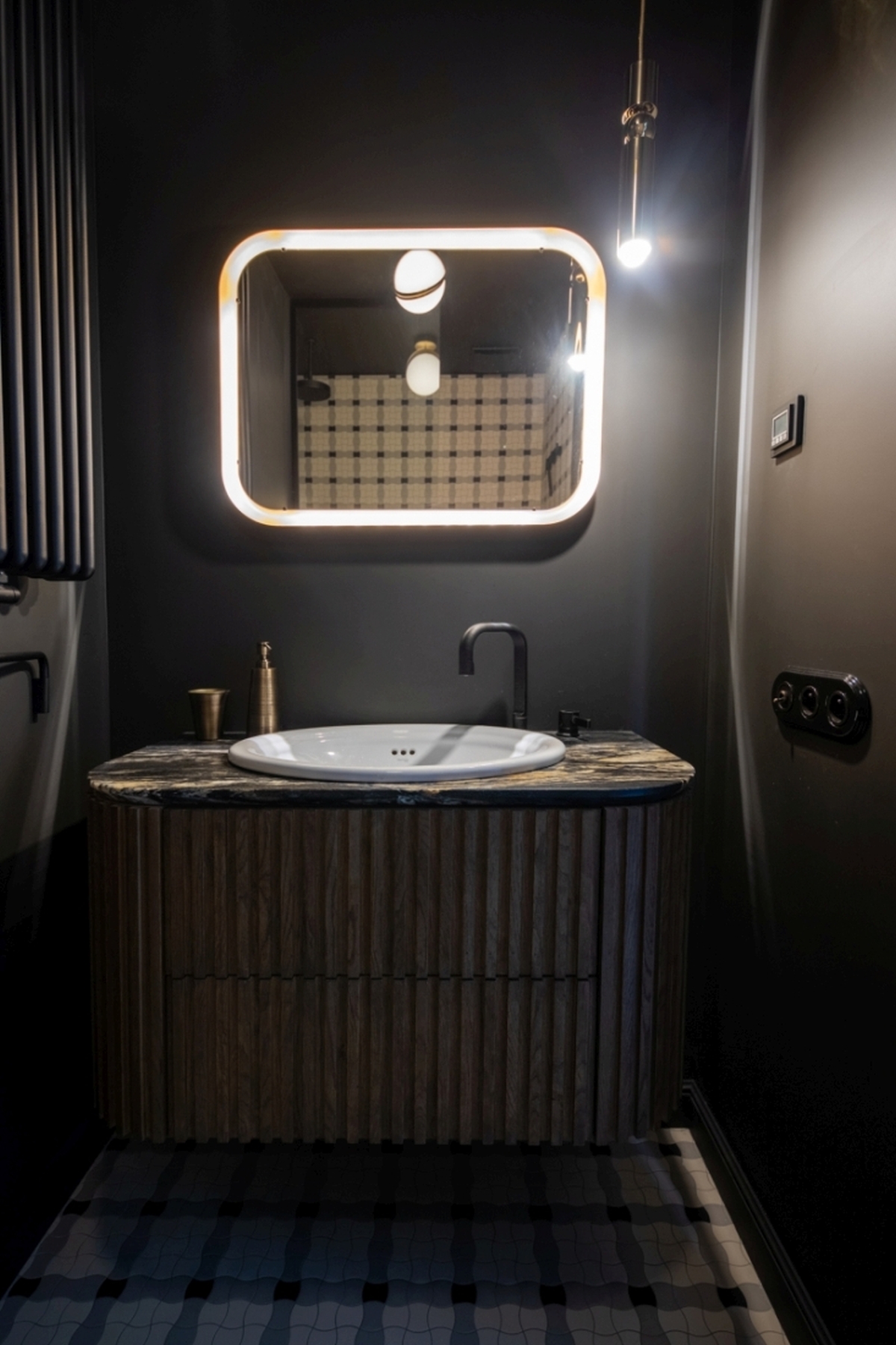 Materiały prasowe, projekt: masz.design, fot: Adam Burdyło