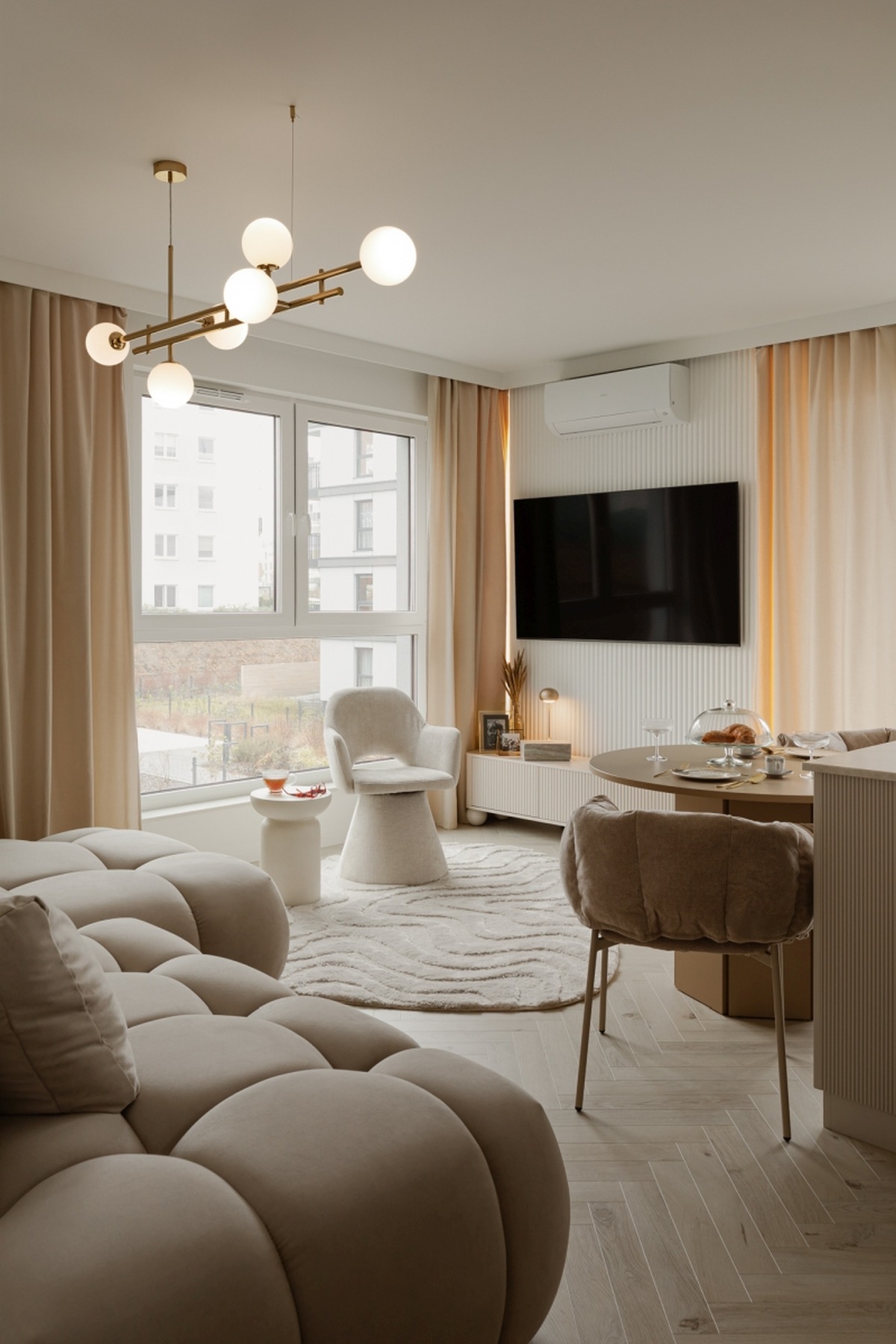 Materiały prasowe, projekt i realizacja: Agata Piltz, zdjęcia: Jakub Nanowski Perspektywa