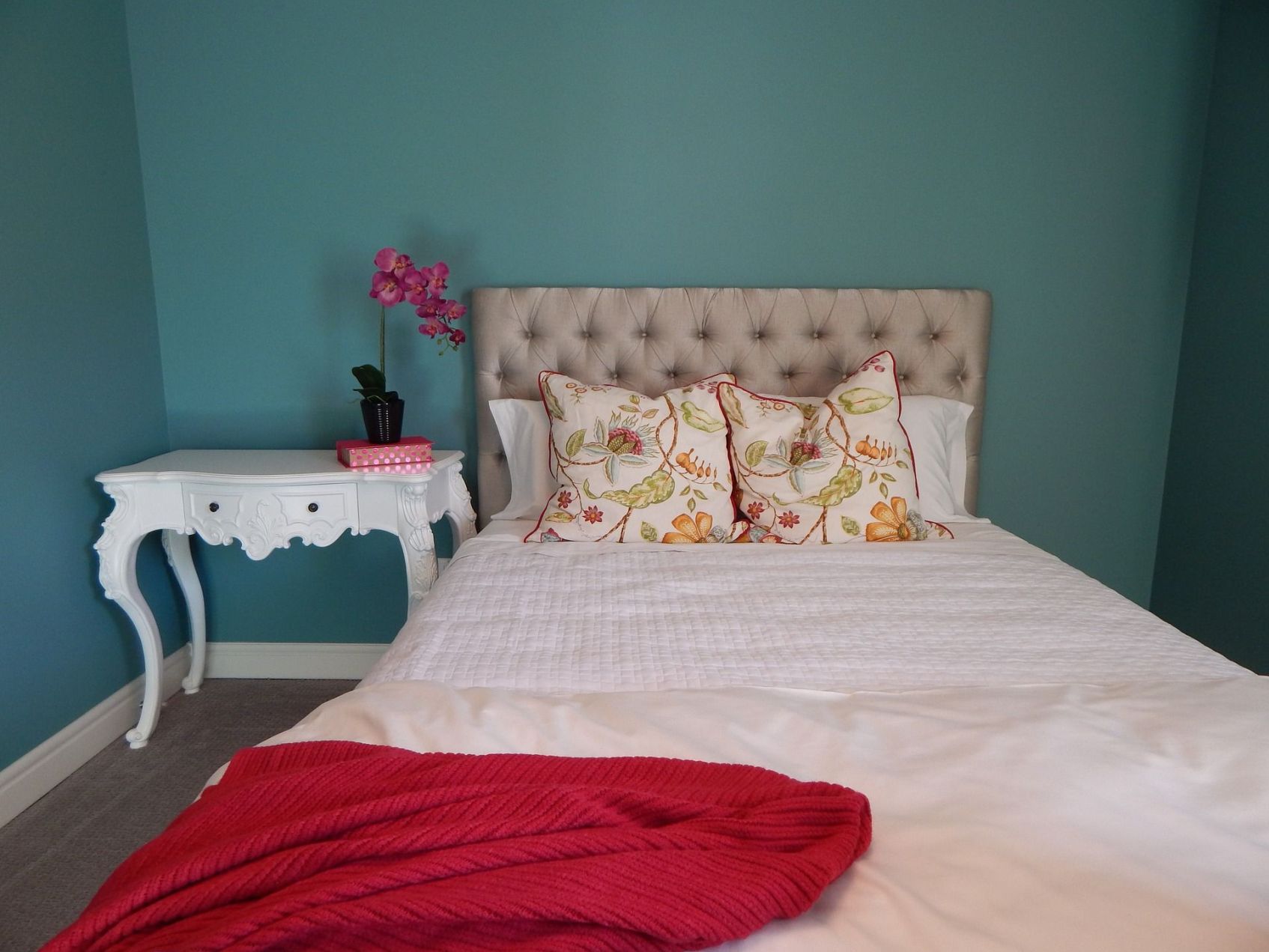 turkusowa sypialnia 13 pomyslow sypialnia kolory aranzacje inspiracje zdjecia dekoportal