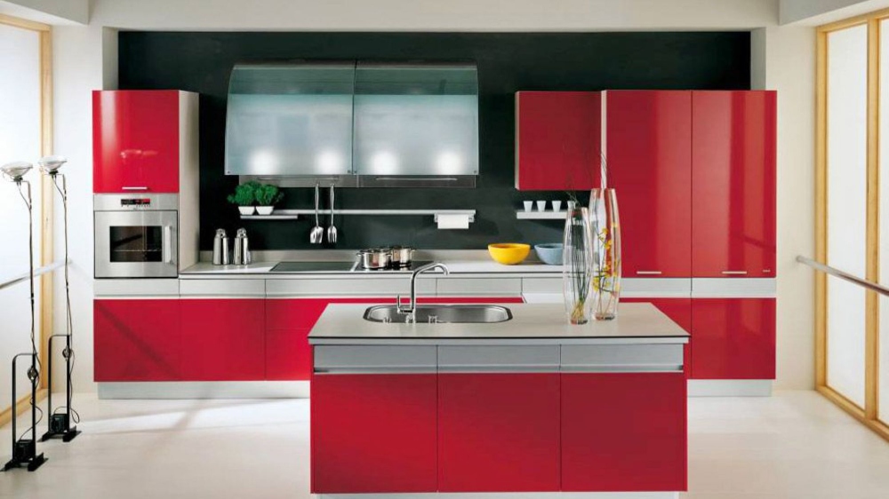 czerwona kuchnia, czerwone meble do kuchni, czerwone szafki w kuchni, aranżacja kuchni z czerwonymi szafkami, czerwone fronty do kuchni