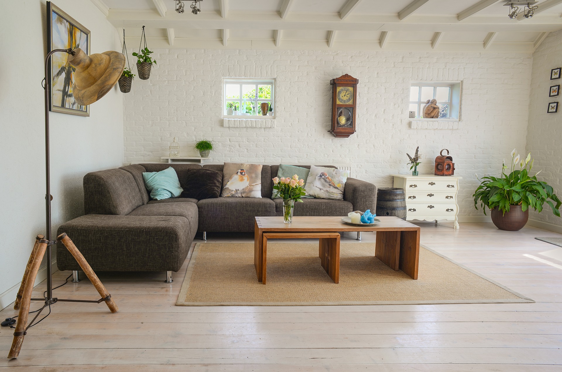 Styl skandynawski meble krzeslo obrazy sofa stolik dekoracje wyposazenie jak urzadzic aranzacje inspiracje dekoportal