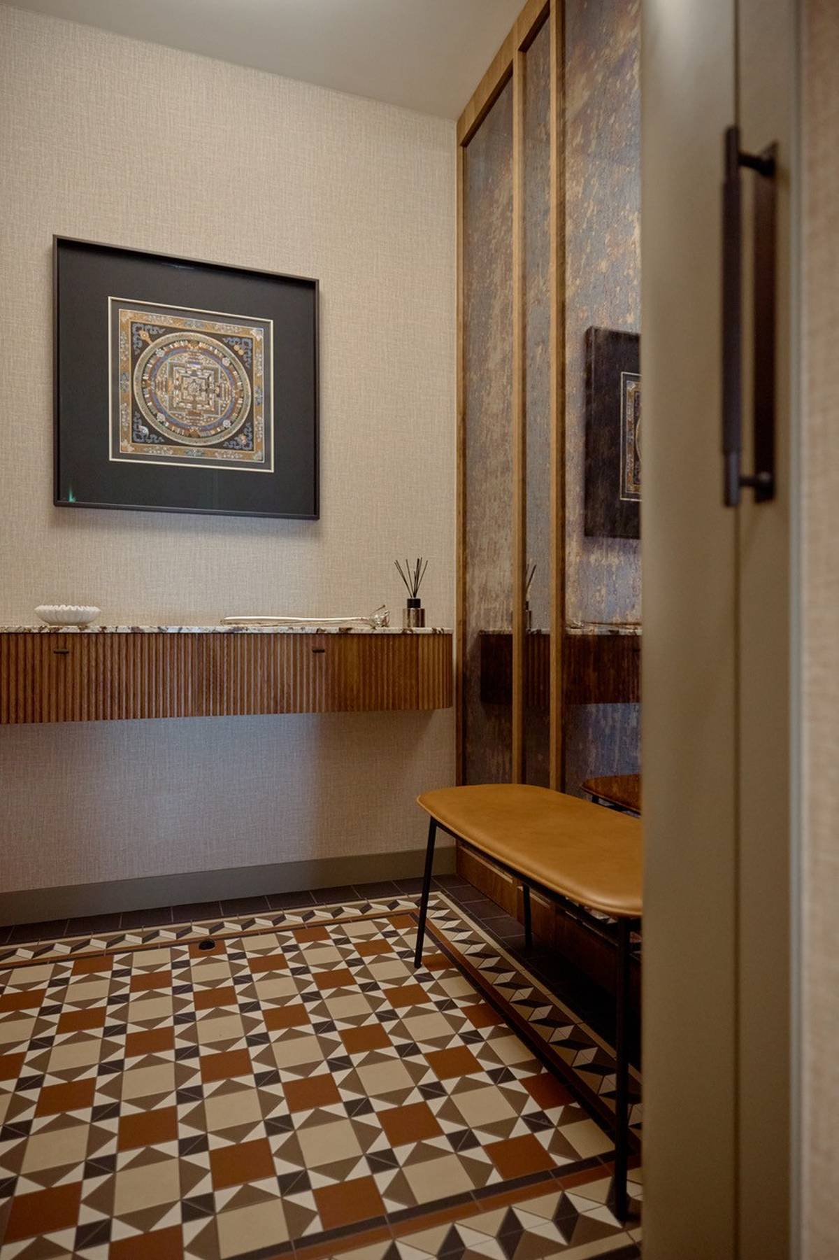 materiały prasowe, projekt: Michał Kostuj, zdjęcia: Emi Karpowicz