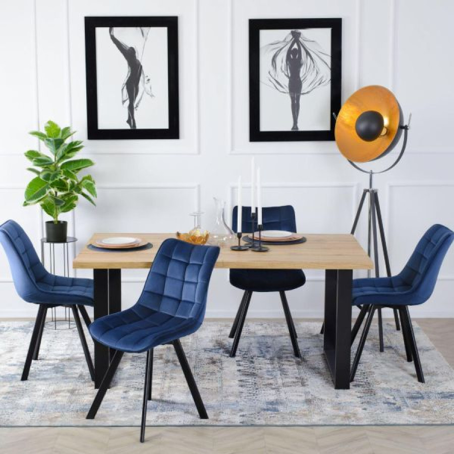 Krzesło tapicerowane do salonu – jak wybrać idealny model?