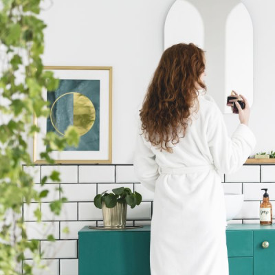 Plakaty łazienkowe — prosty sposób na spersonalizowane wnętrze